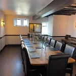 District Pub With 10 En-suite Ferienhaus