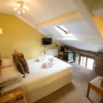 District Pub With 10 En-suite