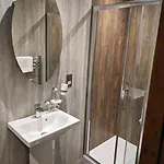 Hébergement de vacances District Pub With 10 En-suite Hawkshead