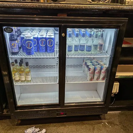 District Pub With 10 En-suite Feriehus *