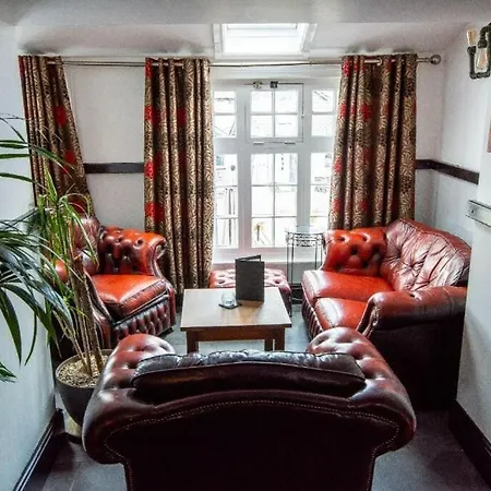 District Pub With 10 En-suite