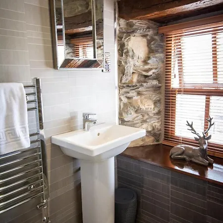 Hébergement de vacances District Pub With 10 En-suite Hawkshead